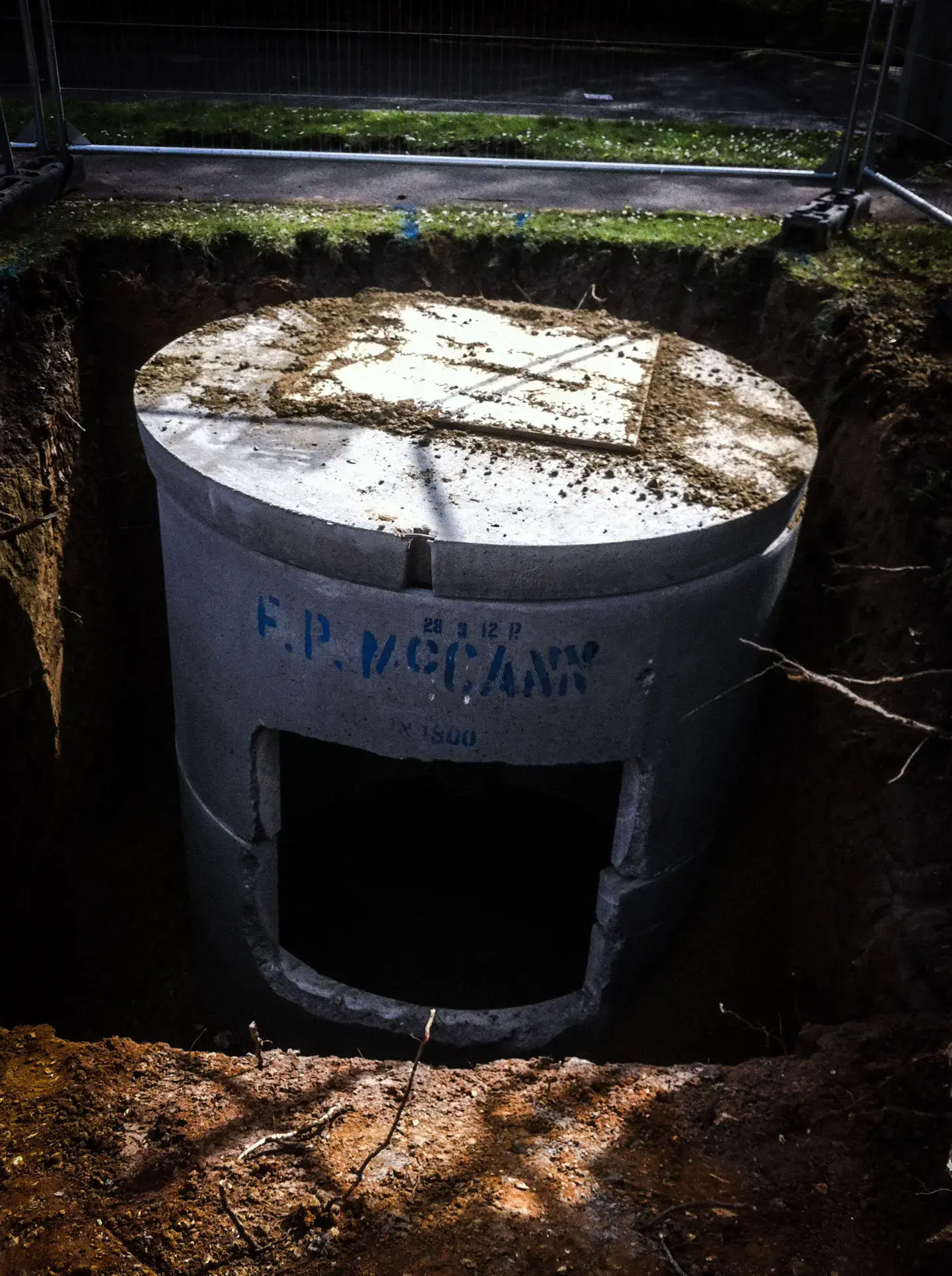 Inspection chamber installation
